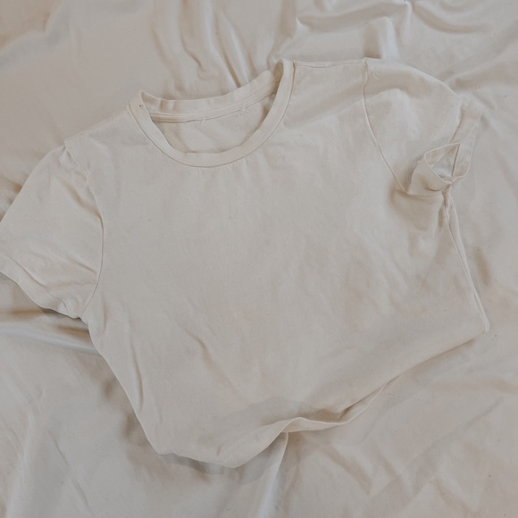 Plain white tee - Picture 1 of 2
